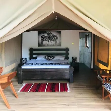 Oldonyo Orok Lodge Kajiado Extérieur photo