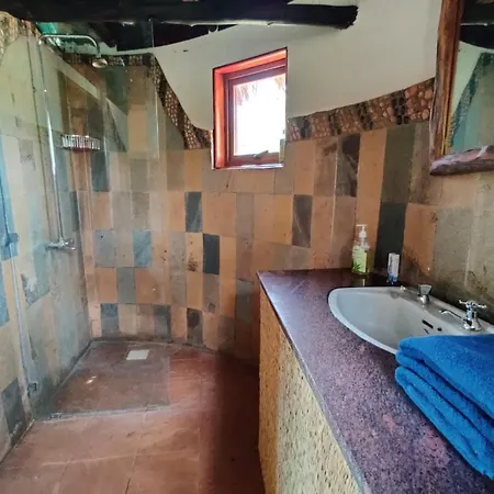 Oldonyo Orok Lodge Kajiado Extérieur photo
