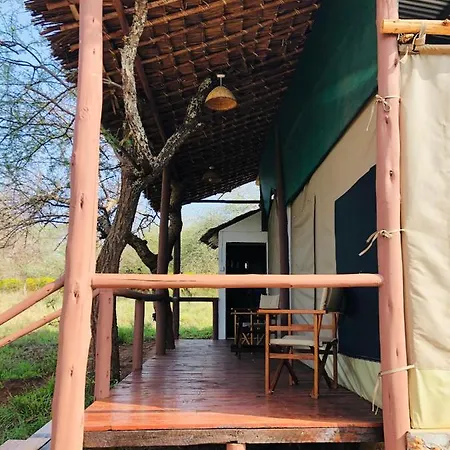 Oldonyo Orok Lodge Kajiado Extérieur photo