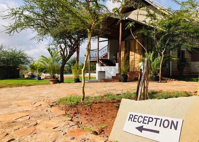 Oldonyo Orok Lodge