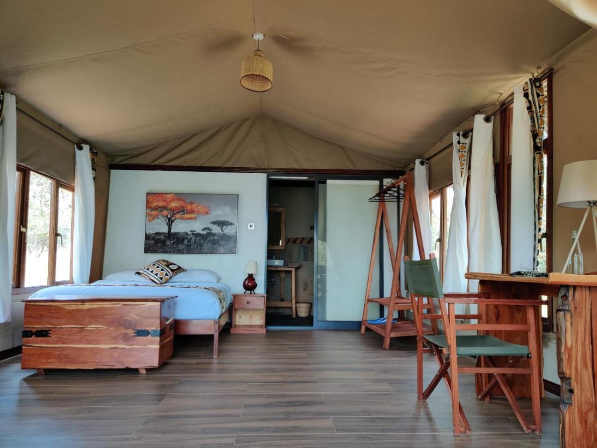 Oldonyo Orok Luxury tent *